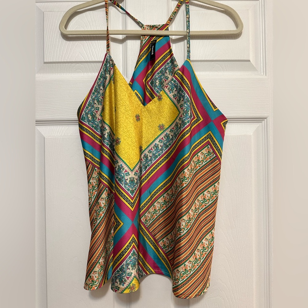 Super fun shirt…perfect for your next beach trip! - Picture 1 of 3